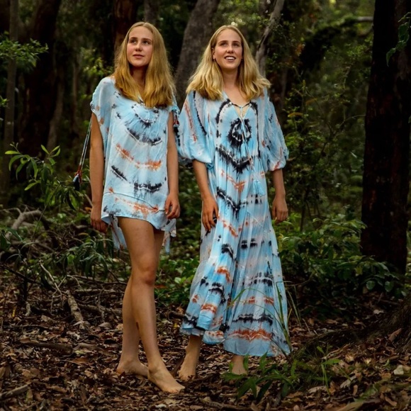 Young Fabulous & Broke Dresses & Skirts - Young Fabulous & Broke Dawn Balloon Sleeve Tie Dye Dress Tangerine Radial. M